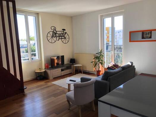 Appartement à louer 540 € 8 pièces 4 chambres 88 m² Étage 4/4 Parc Paysager Saint-Nazaire 44600