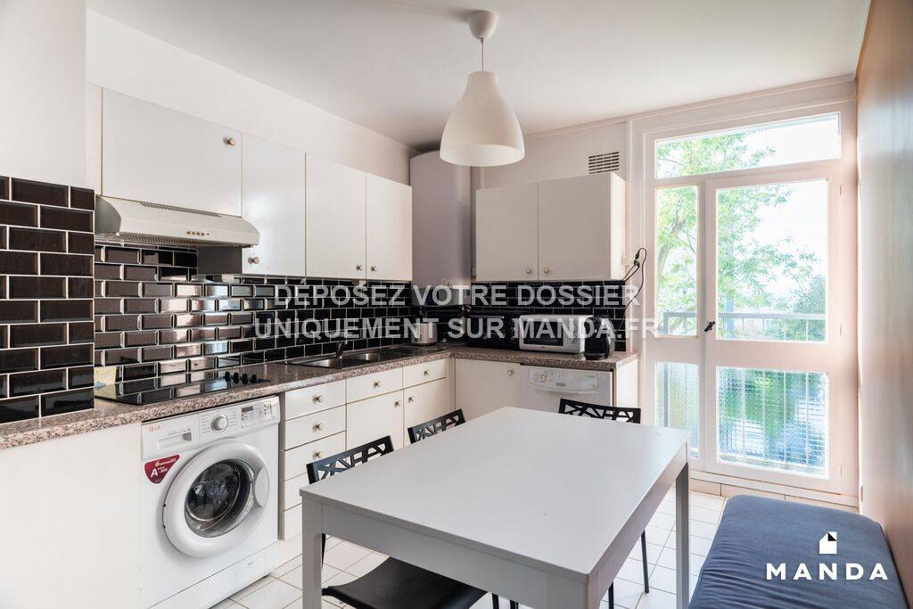 Colocation à louer - Créteil - 531 € - 4 pièces, 4 chambres, 1er étage · 531 €/mois