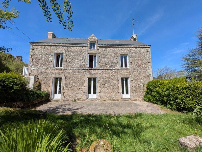 Maison 6 pièces 215 m² · à Bubry · 215 m² · 247 925 €