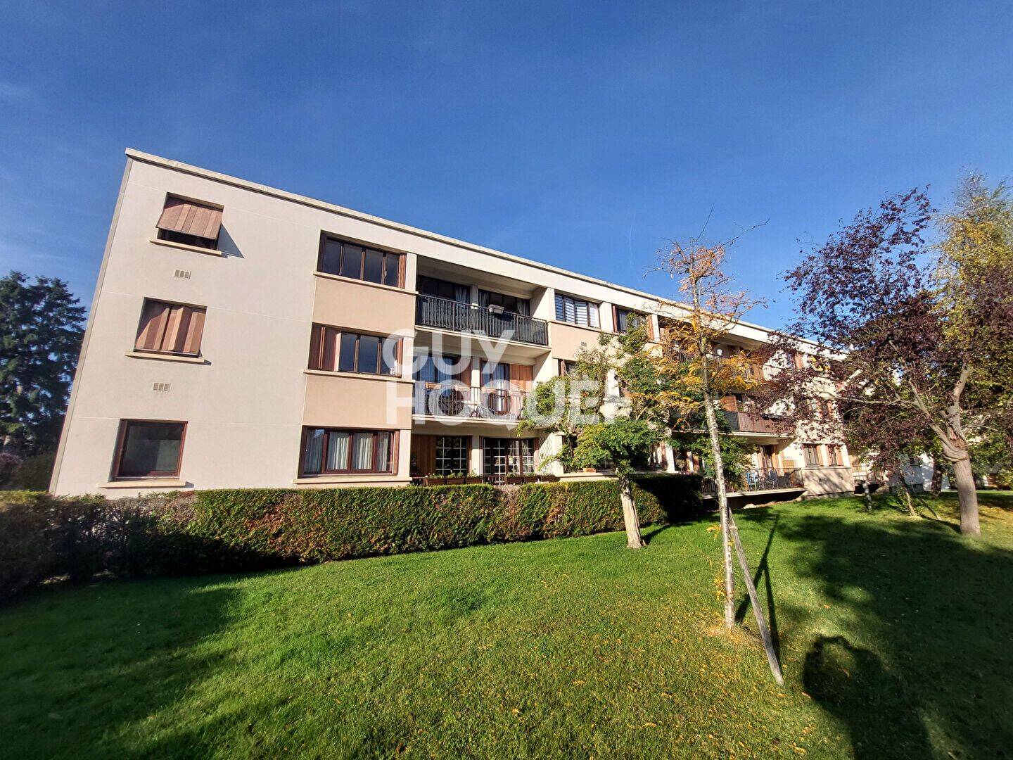 Appartement 4 pièces 76 m² · à Rosny-sous-Bois · 76,1 m² · 249 900 €