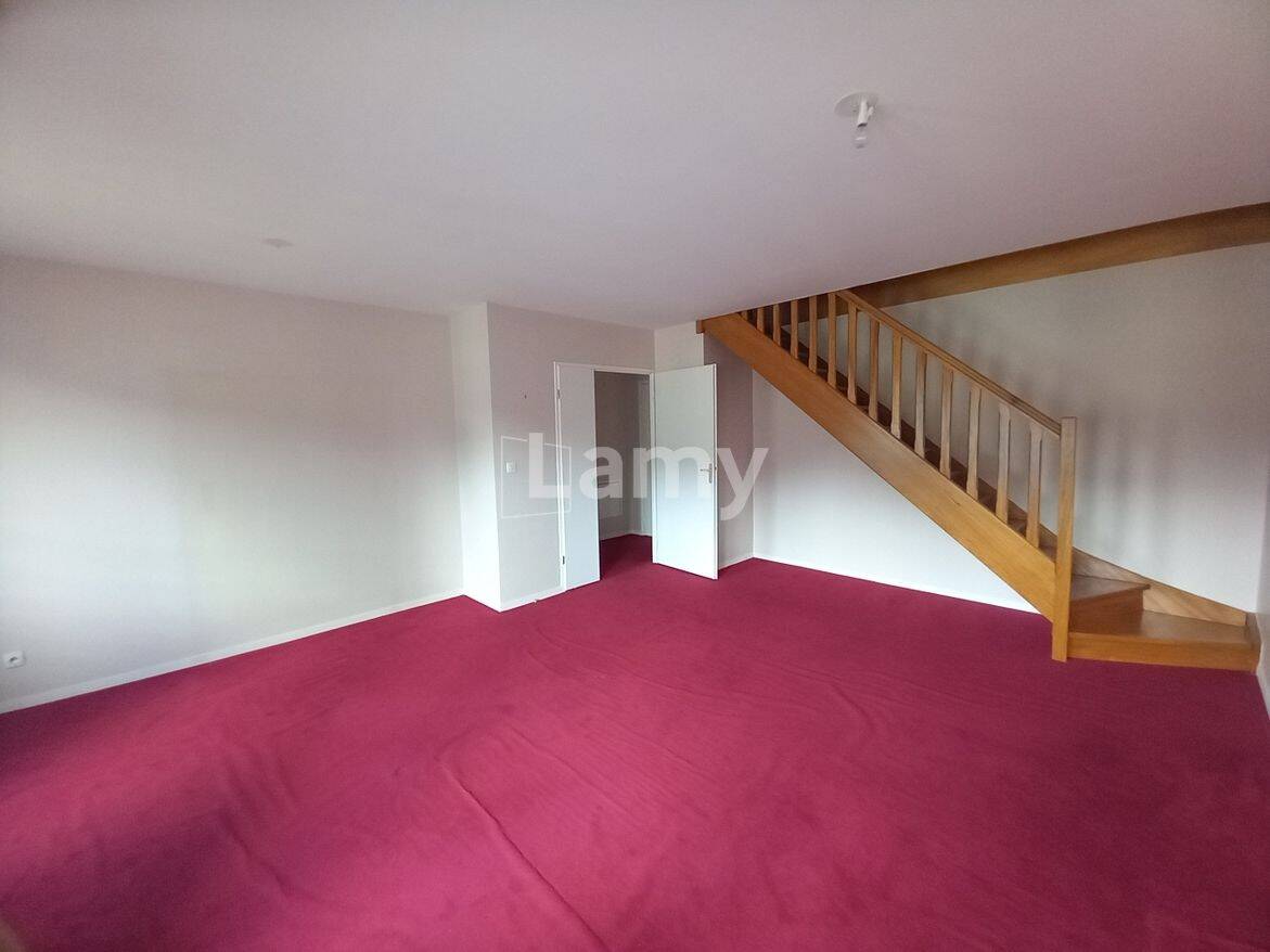Appartement 3 pièces 78 m² · à Elbeuf · 77,8 m² · 780 €