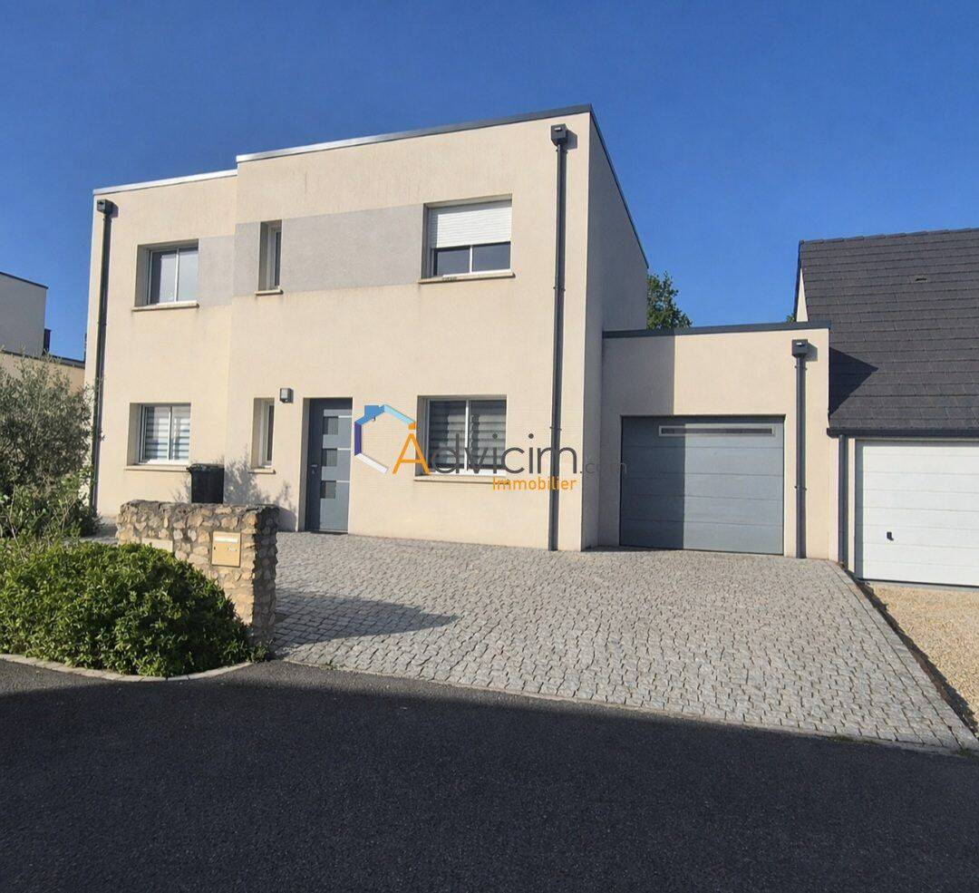 Maison 5 pièces 129 m² · à Saint-Antoine-du-Rocher · 129 m² · 340 000 €
