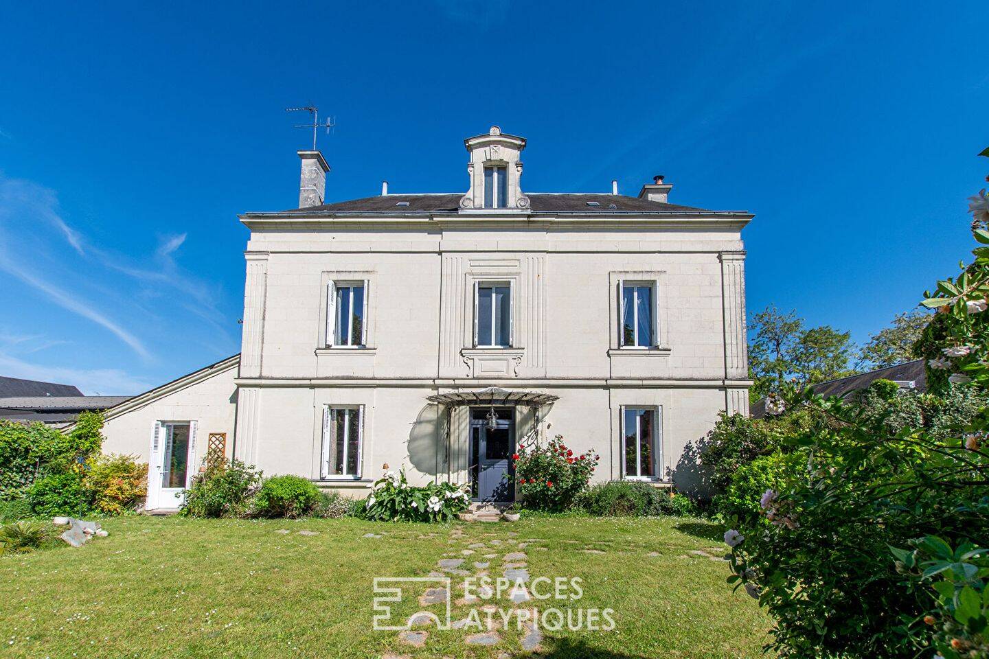 Maison 11 pièces 427 m² · à Saumur · 427 m² · 850 000 €