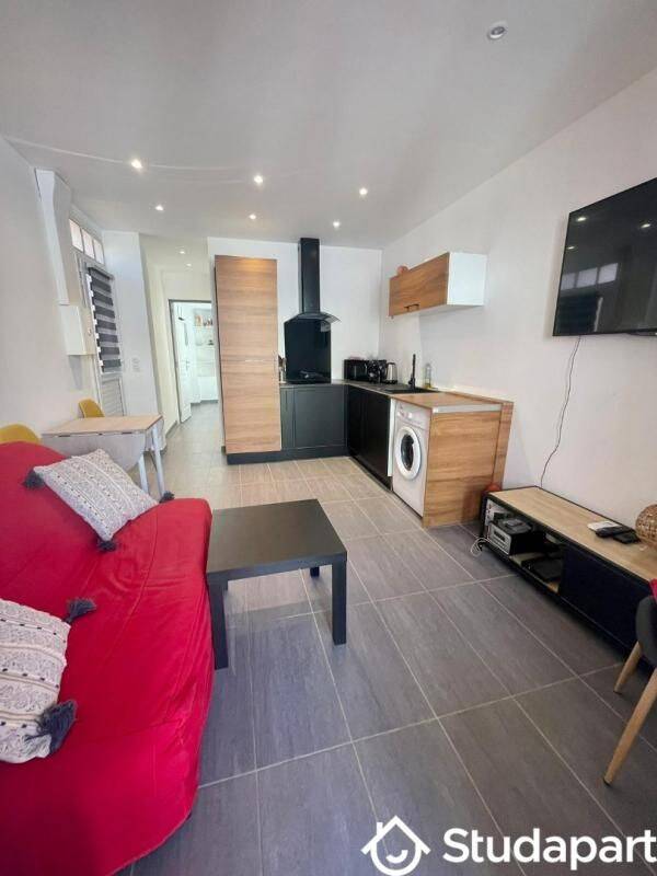 Appartement 2 pièces 28 m² · à Antibes · 28 m² · 900 €