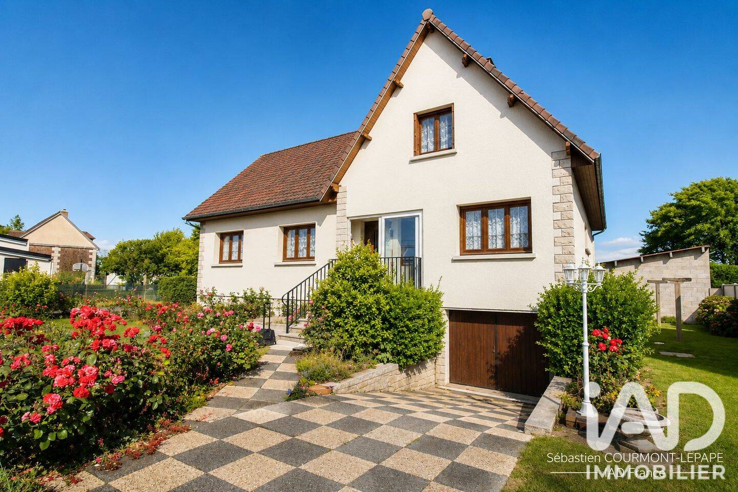 Maison 9 pièces 169 m² · à Sainte-Geneviève · 169 m² · 284 000 €