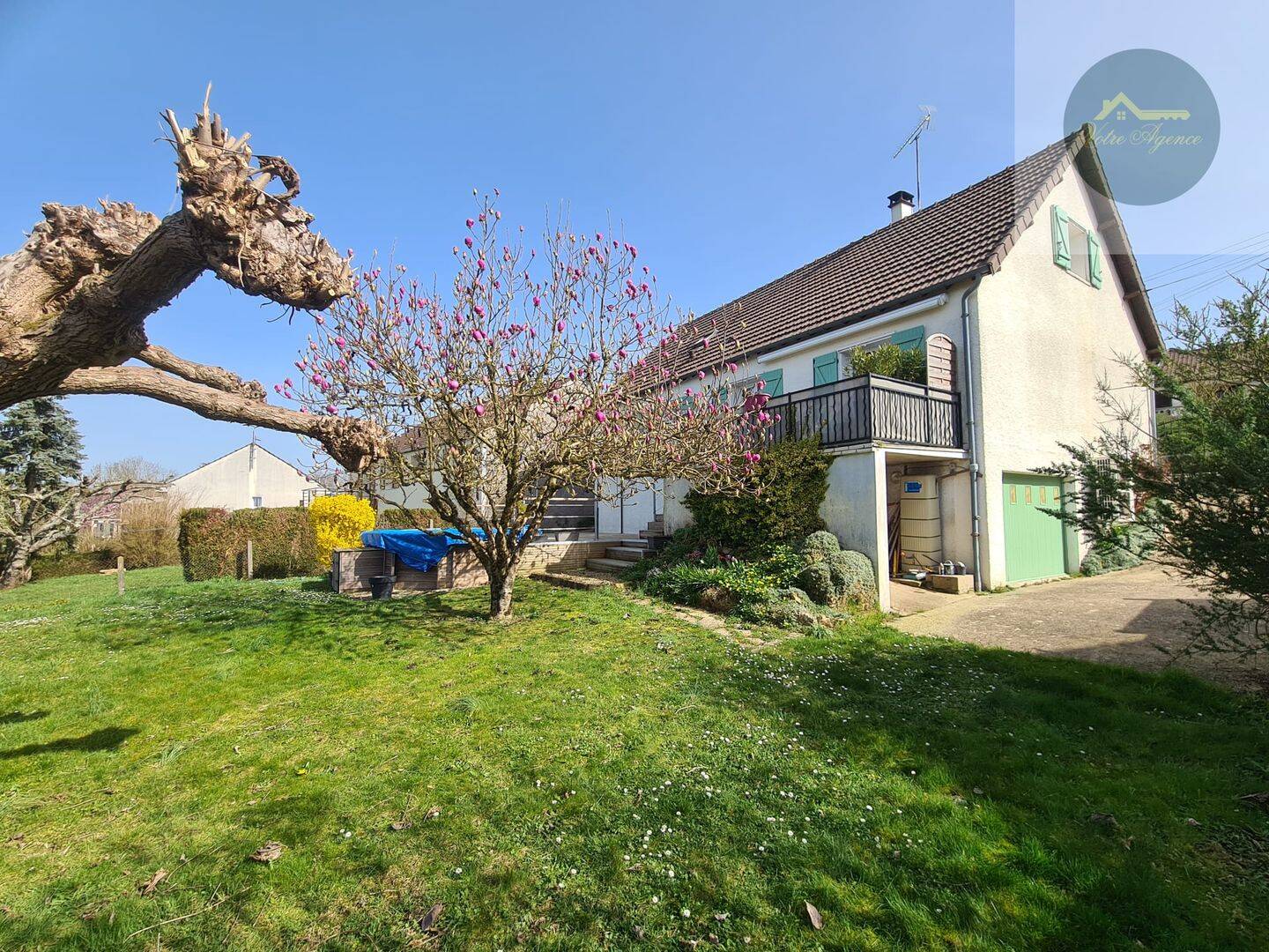 Maison 6 pièces 135 m² · à Chéroy · 135 m² · 228 000 €