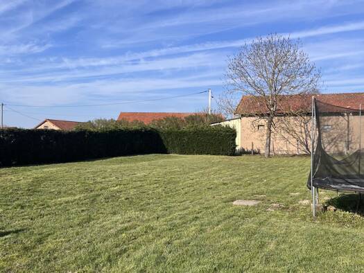 Terrain à vendre 35 000 € 800 m² de terrain Vitry-en-Charollais 71600