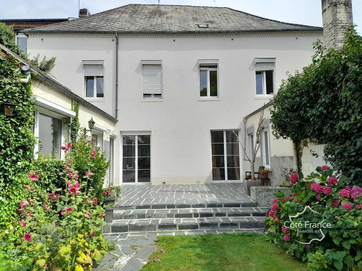 Maison 11 pièces 300 m² · à Hirson · 300 m² · 251 200 €