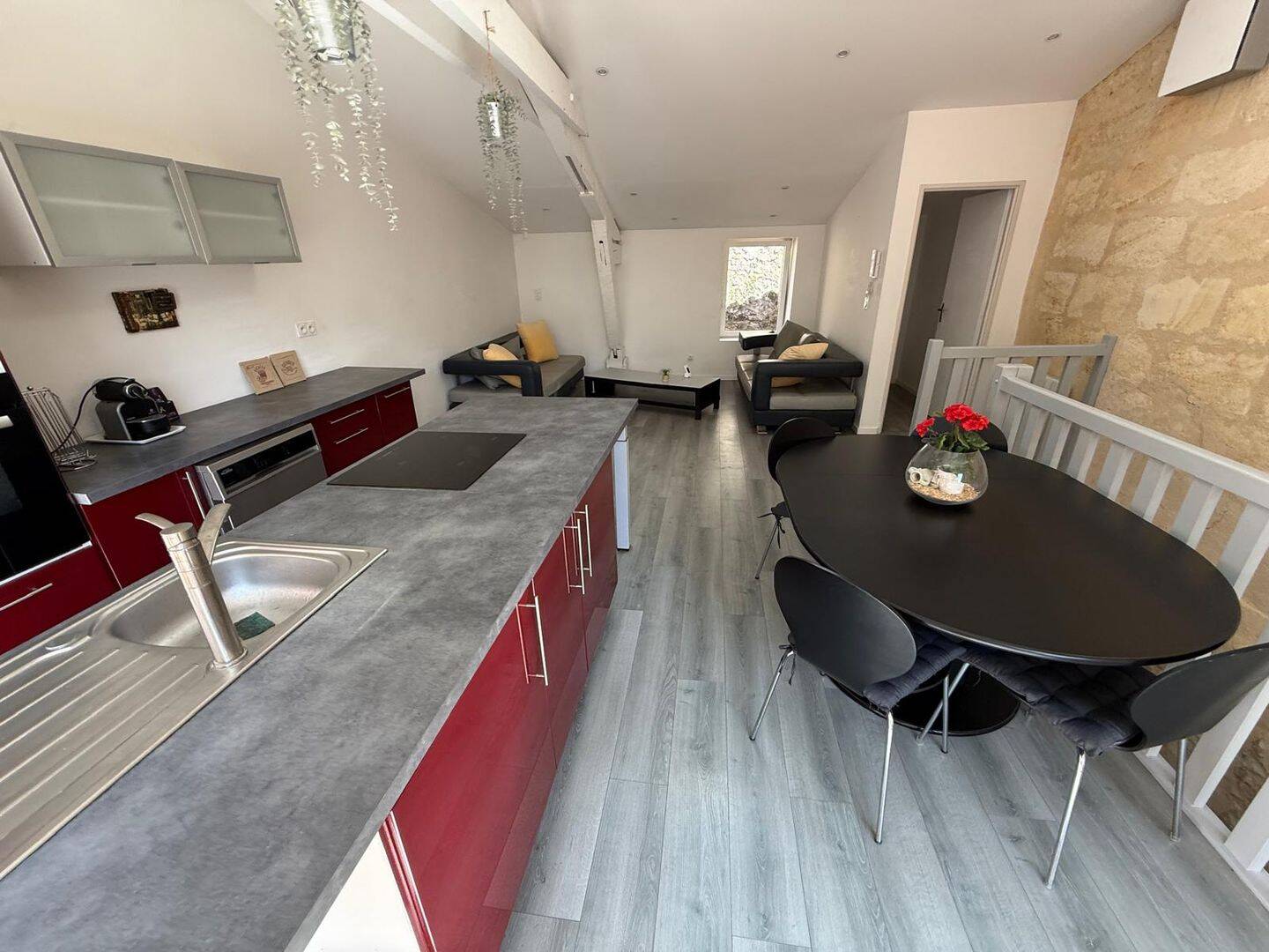 Maison 5 pièces 103 m² · à Lormont · 103 m² · 2 000 €/mois