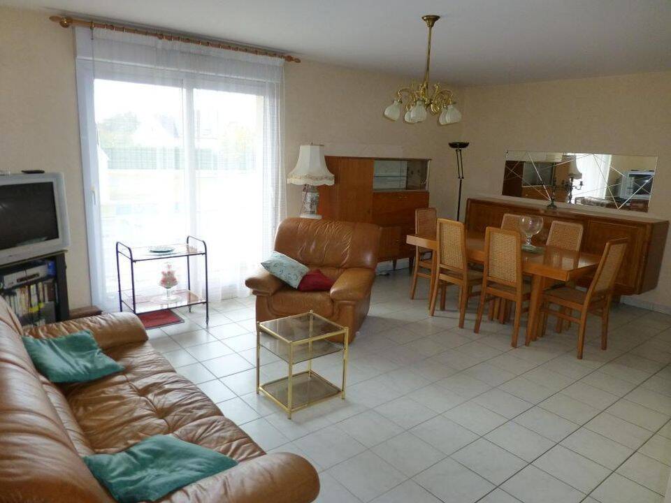 Appartement 4 pièces 89 m² · à Montlouis-sur-Loire · 89 m² · 858 €