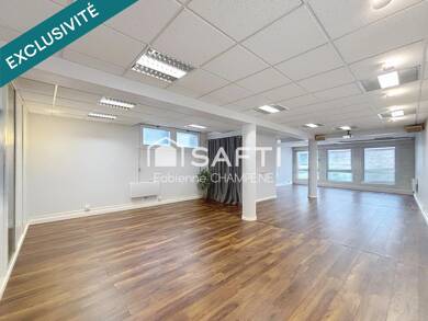 Espace bureau à vendre 110 000 € 105 m² de bureaux Centre Lons-le-Saunier 39000