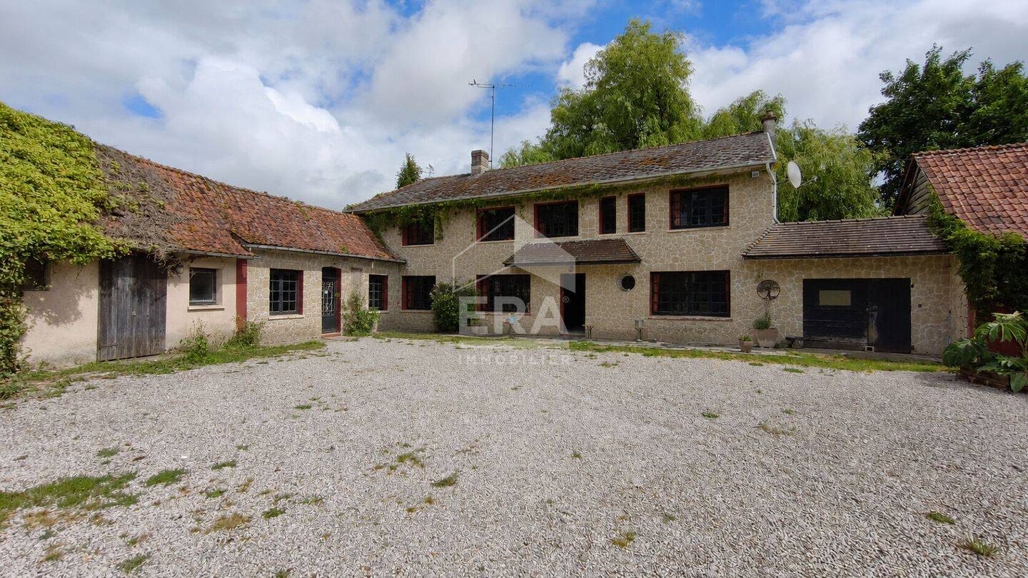 Maison 10 pièces 249 m² · à Hesdin-la-Forêt · 249 m² · 367 500 €