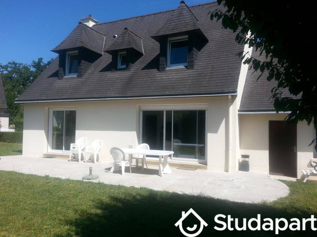 Appartement 1 pièce 10 m² · à Cesson-Sévigné · 10 m² · 450 €