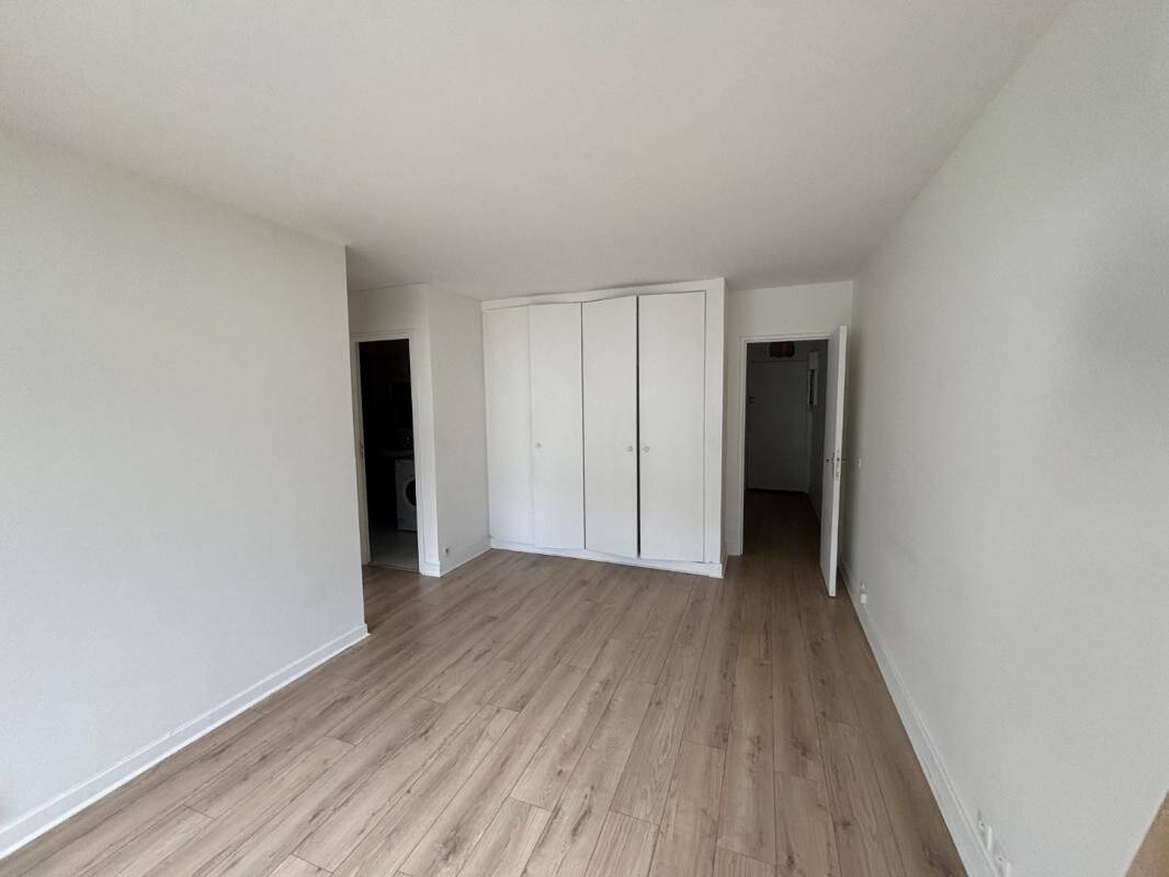 Appartement 2 pièces 44 m² · à Courbevoie · 44 m² · 1 366 €/mois