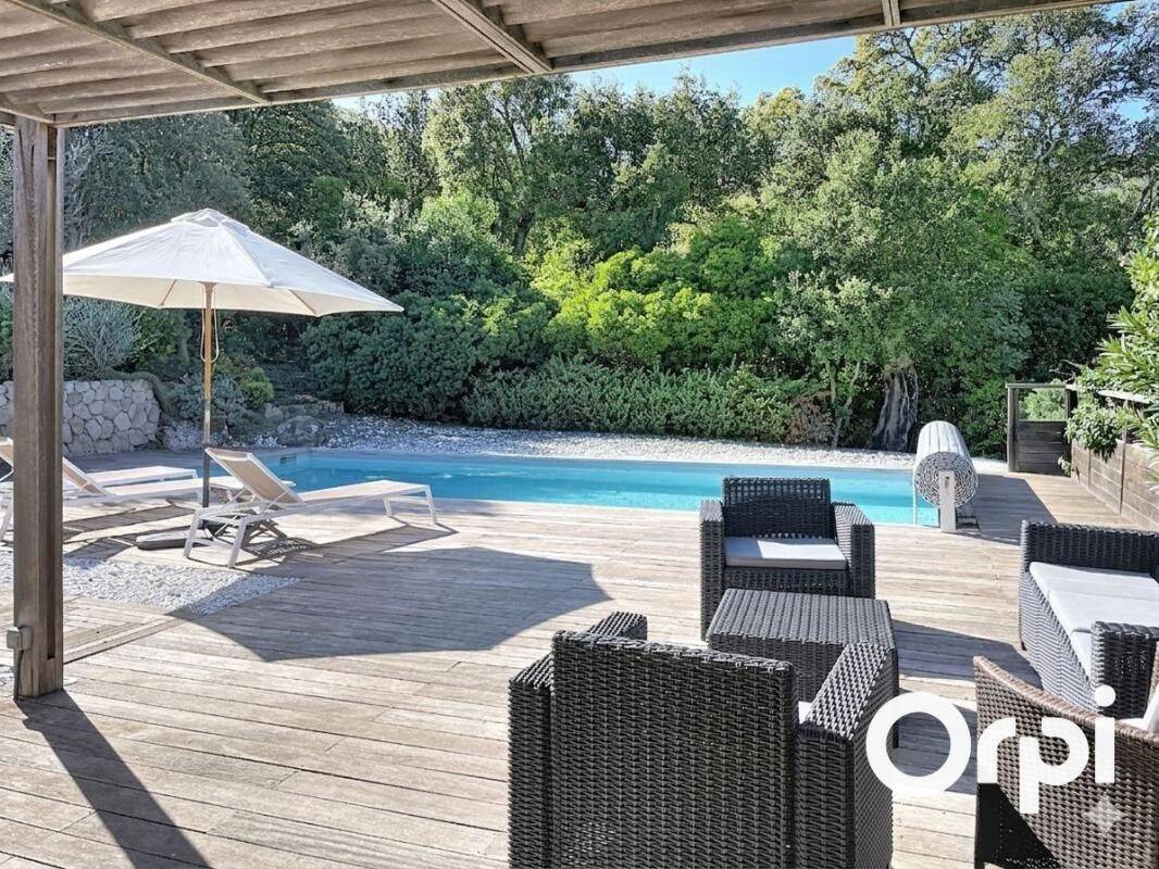 Maison 4 pièces 105 m² · à Porto-Vecchio · 105 m² · 765 000 €