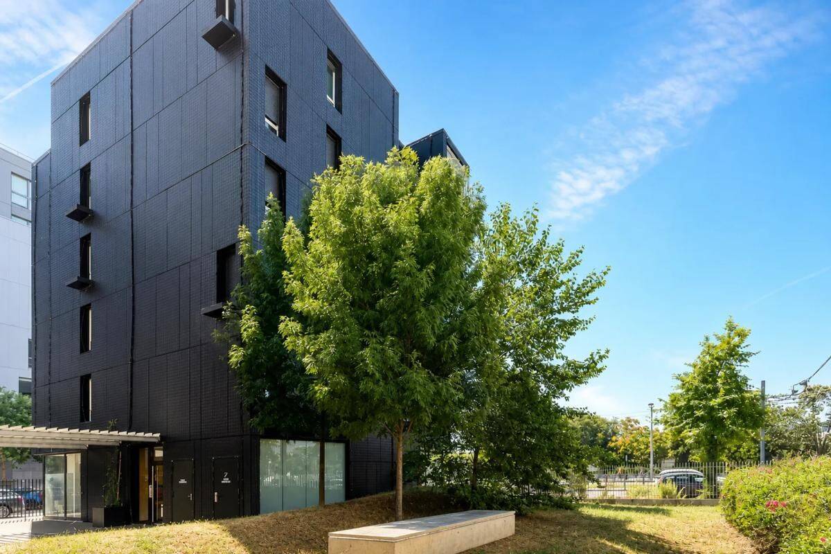 Appartement 4 pièces 73 m² · à Lyon 8ème Arrondissement · 73 m² · 300 000 €