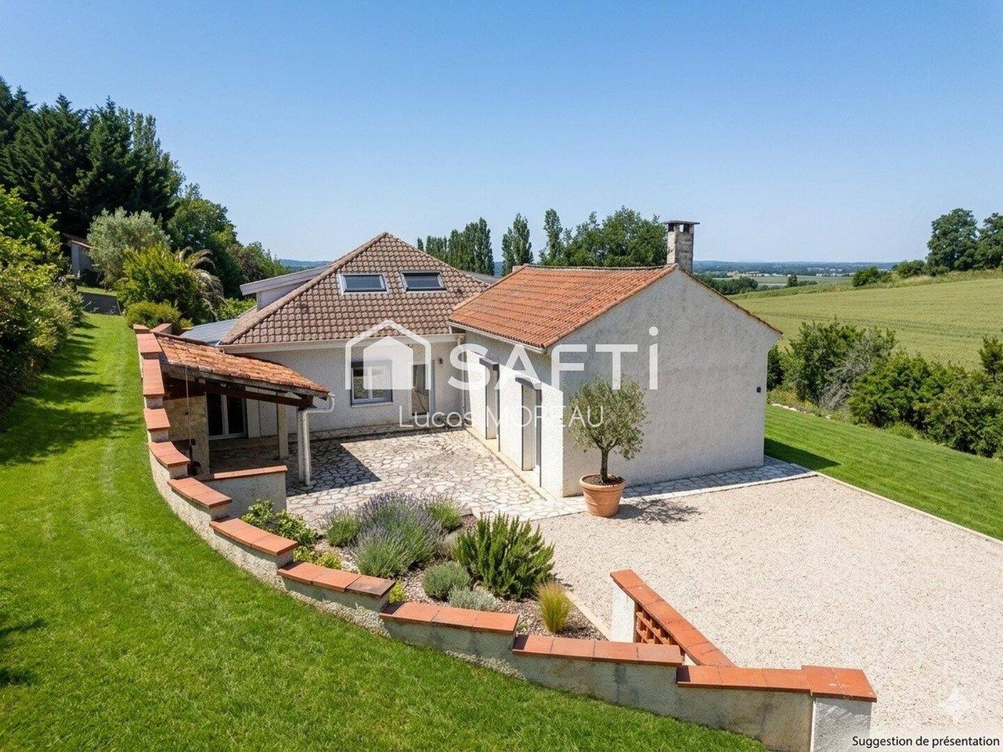 Maison 6 pièces 180 m² · à Villebrumier · 180 m² · 359 000 €