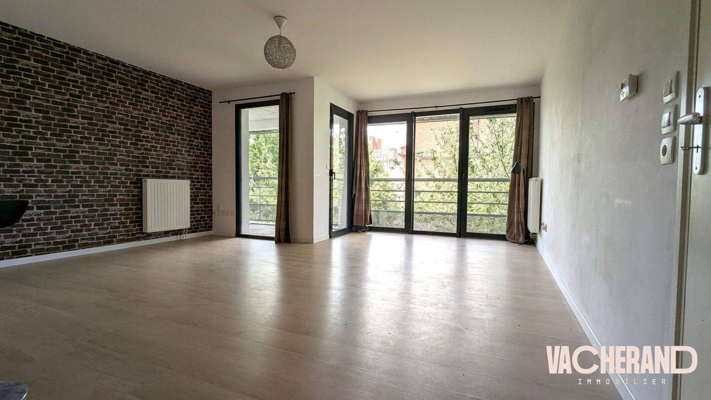 Appartement 2 pièces 54 m² · à Lille · 53,7 m² · 165 000 €
