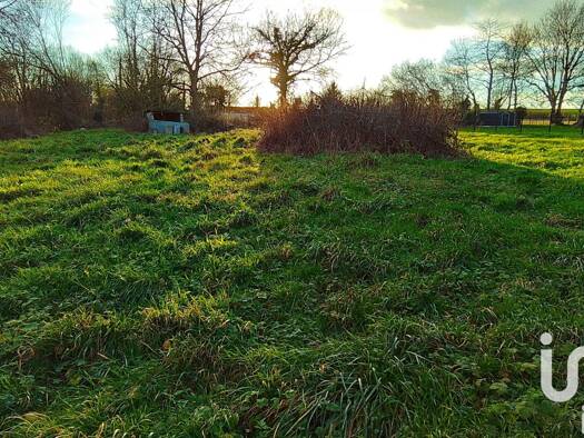 Terrain constructible à vendre 49 000 € 1 726 m² de terrain Chézy-en-Orxois 02810