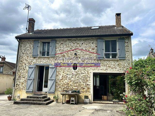 Maison 5 pièces 116 m² · à Boissy-le-Châtel · 116 m² · 285 000 €