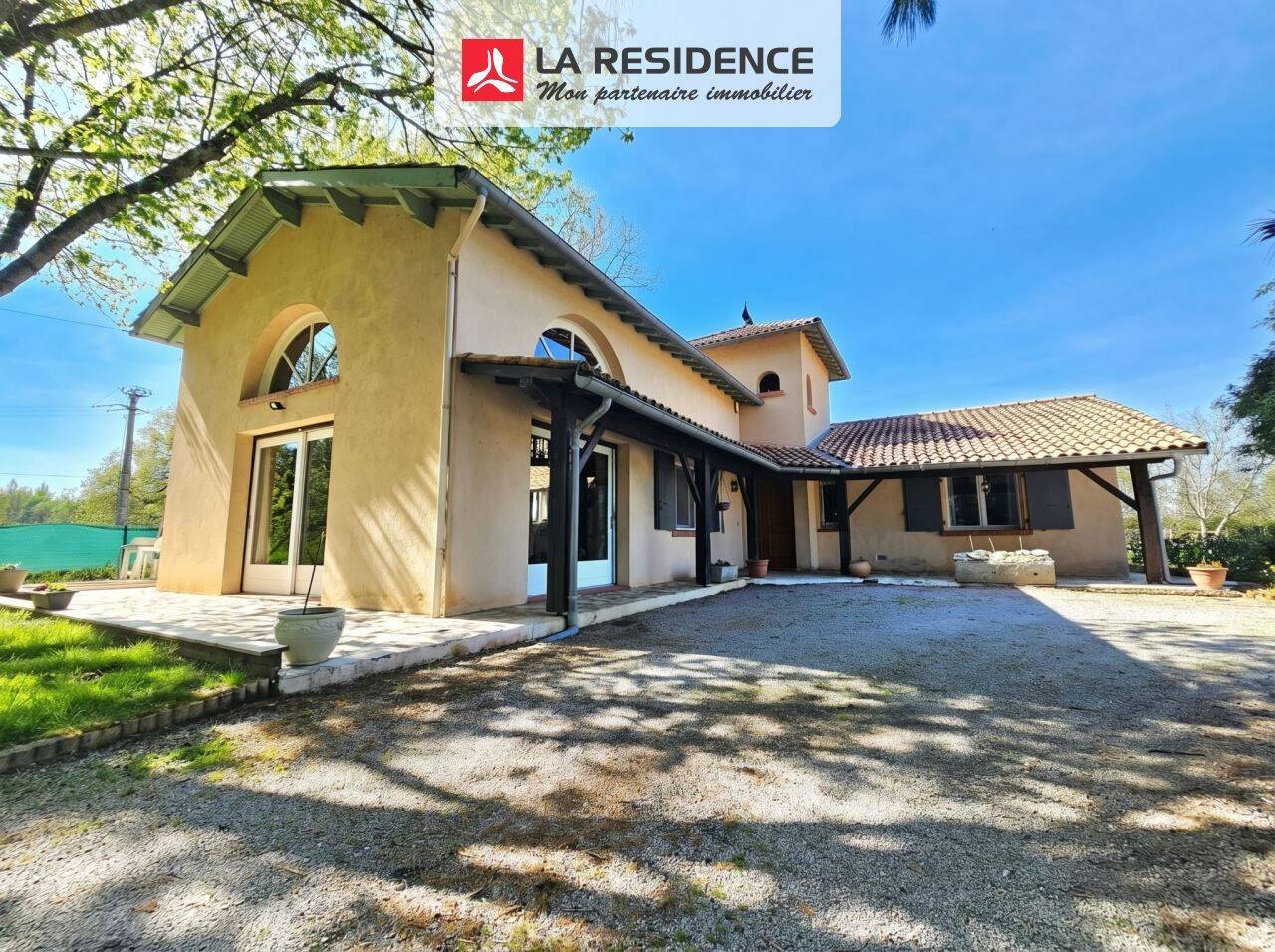 Maison 7 pièces 172 m² · à Castres · 172 m² · 385 000 €