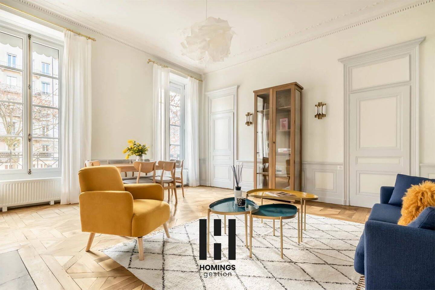 Appartement 4 pièces 121 m² · à Lyon 6ème Arrondissement · 120,8 m² · 2 500 €