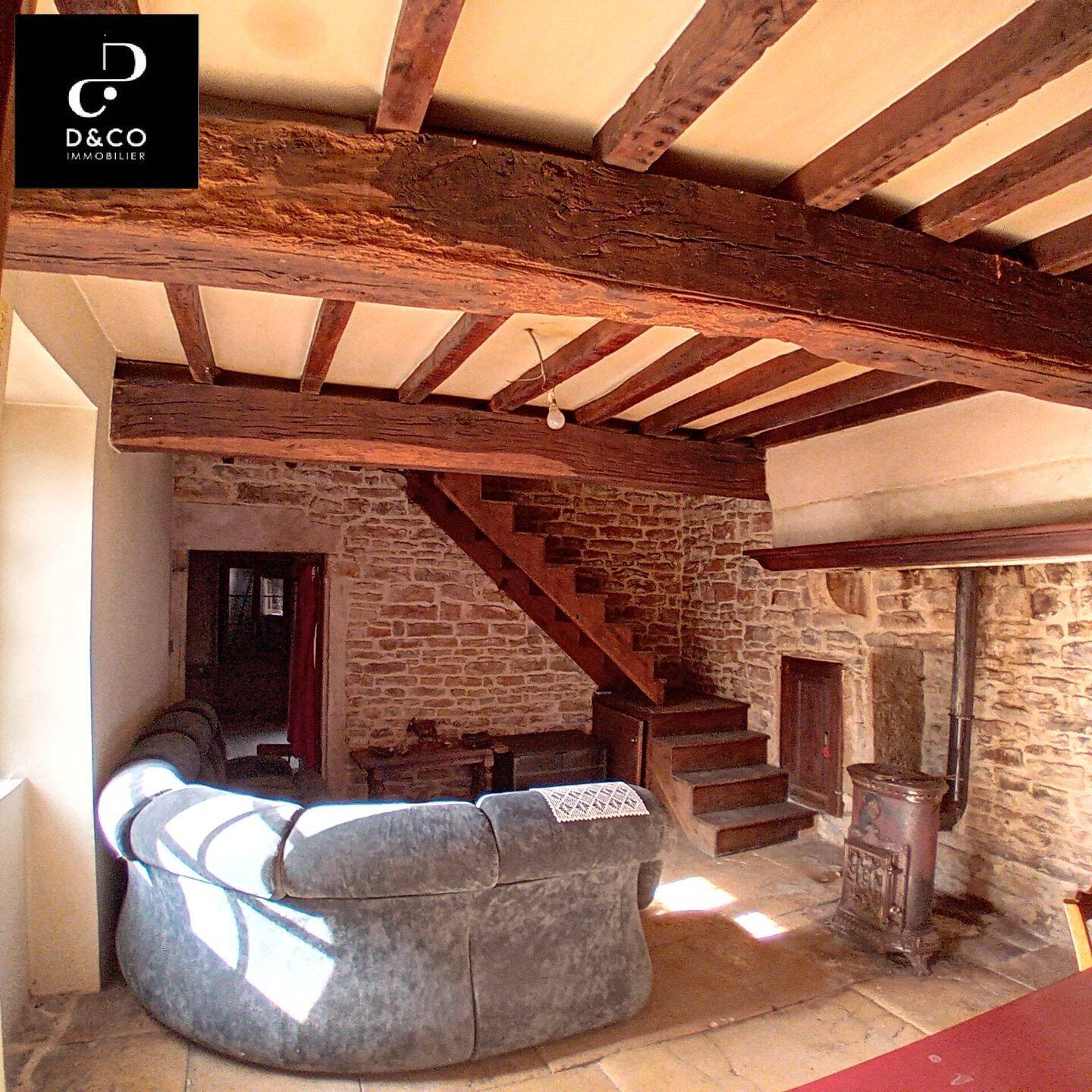 Maison 6 pièces 160 m² · à Azé · 160 m² · 200 000 €