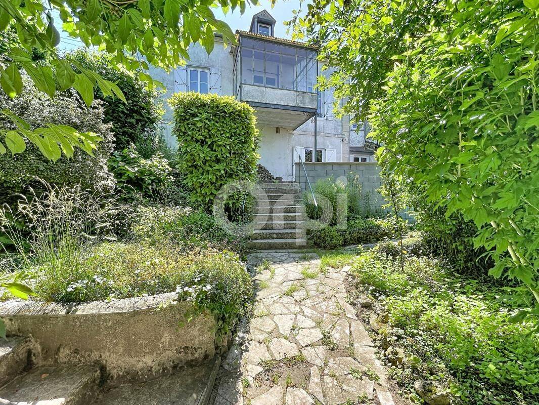 Maison 6 pièces 172 m² · à Clermont · 172 m² · 299 000 €