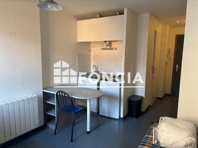 Appartement 1 pièce 18 m² · à Chambéry · 17,5 m² · 451 €