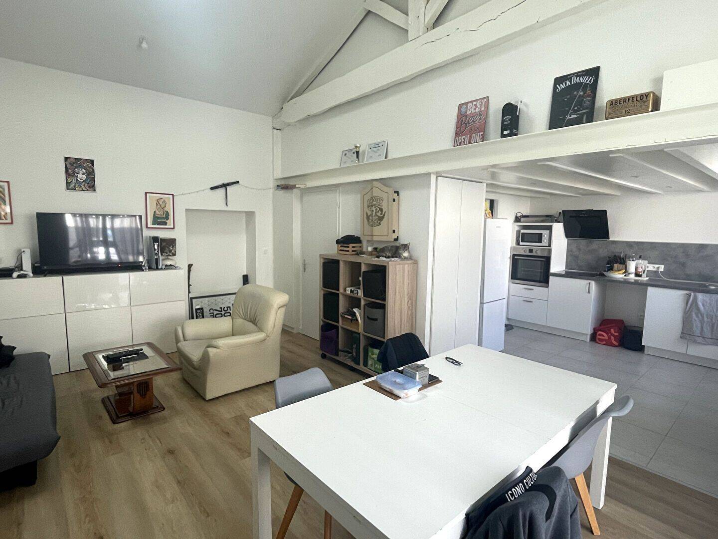 Maison 2 pièces 42 m² · à Saint-Philbert-de-Grand-Lieu · 42 m² · 680 €