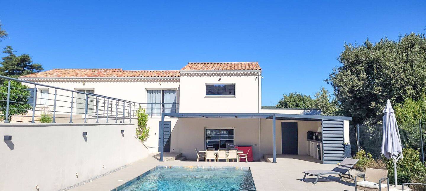 Maison 5 pièces 140 m² · à Saint-Montan · 139,5 m² · 589 000 €