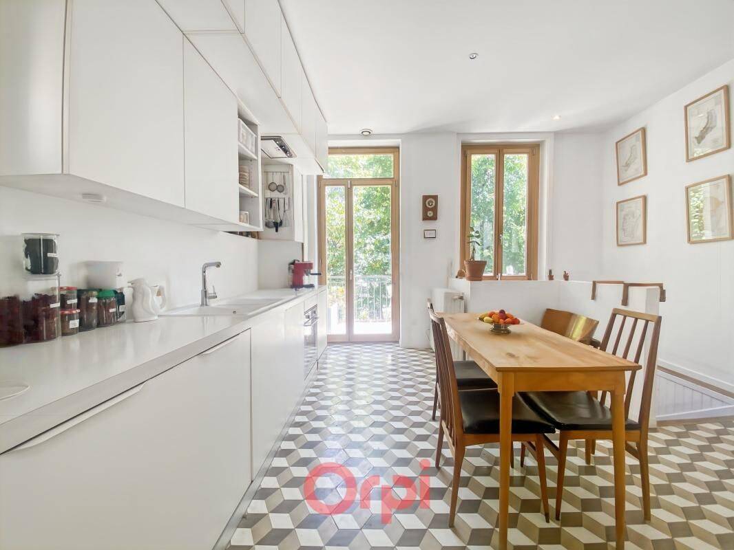 Appartement 4 pièces 95 m² · à Lyon 3ème Arrondissement · 95 m² · 520 000 €