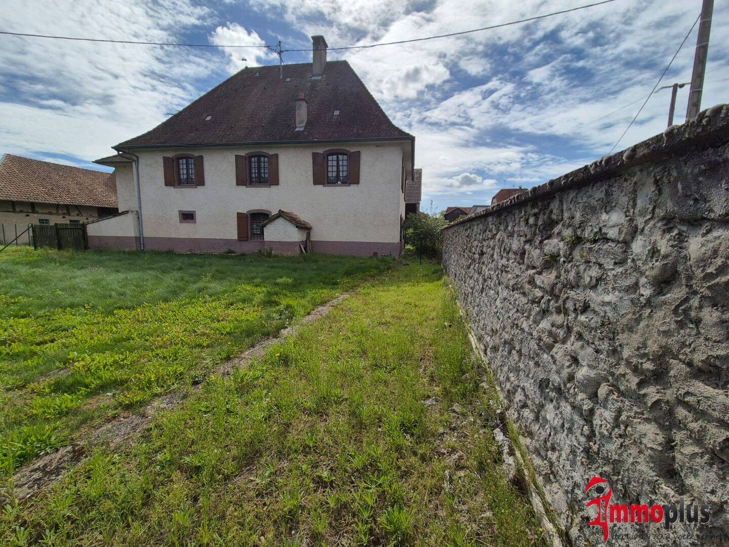 Maison 8 pièces 190 m² · à Steinbrunn-le-Haut · 190 m² · 376 000 €
