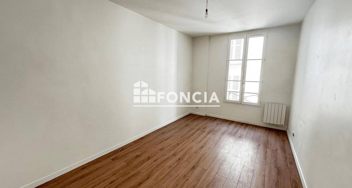 Appartement 2 pièces 38 m² · à Paris 17ème Arrondissement · 38,4 m² · 1 390 €