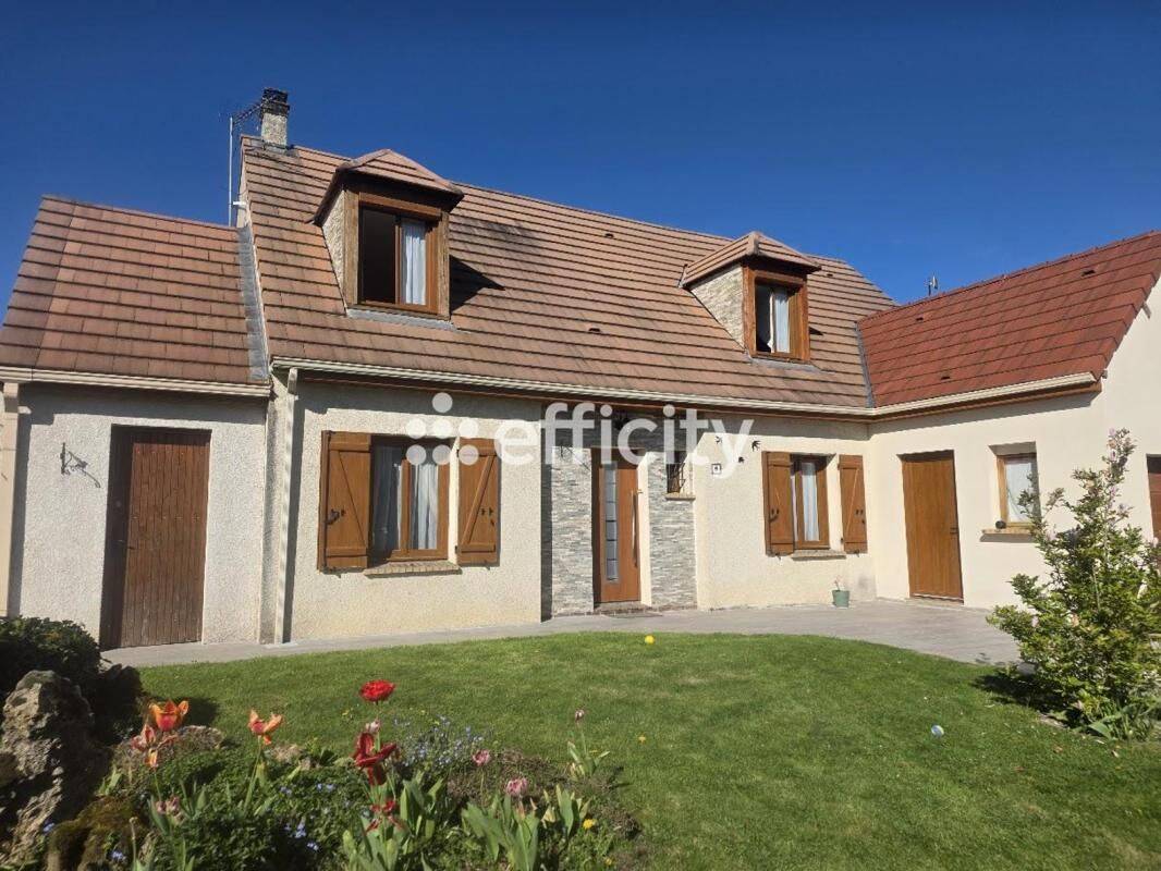 Maison 7 pièces 123 m² · à Ablis · 123 m² · 357 000 €