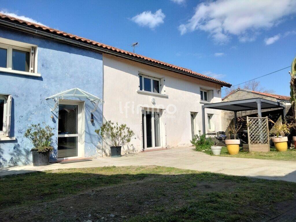 Maison 6 pièces 198 m² · à Vic-en-Bigorre · 198 m² · 229 900 €