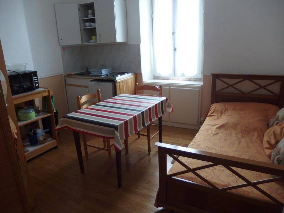 Appartement 1 pièce 14 m² · à Brest · 14 m² · 330 €/mois