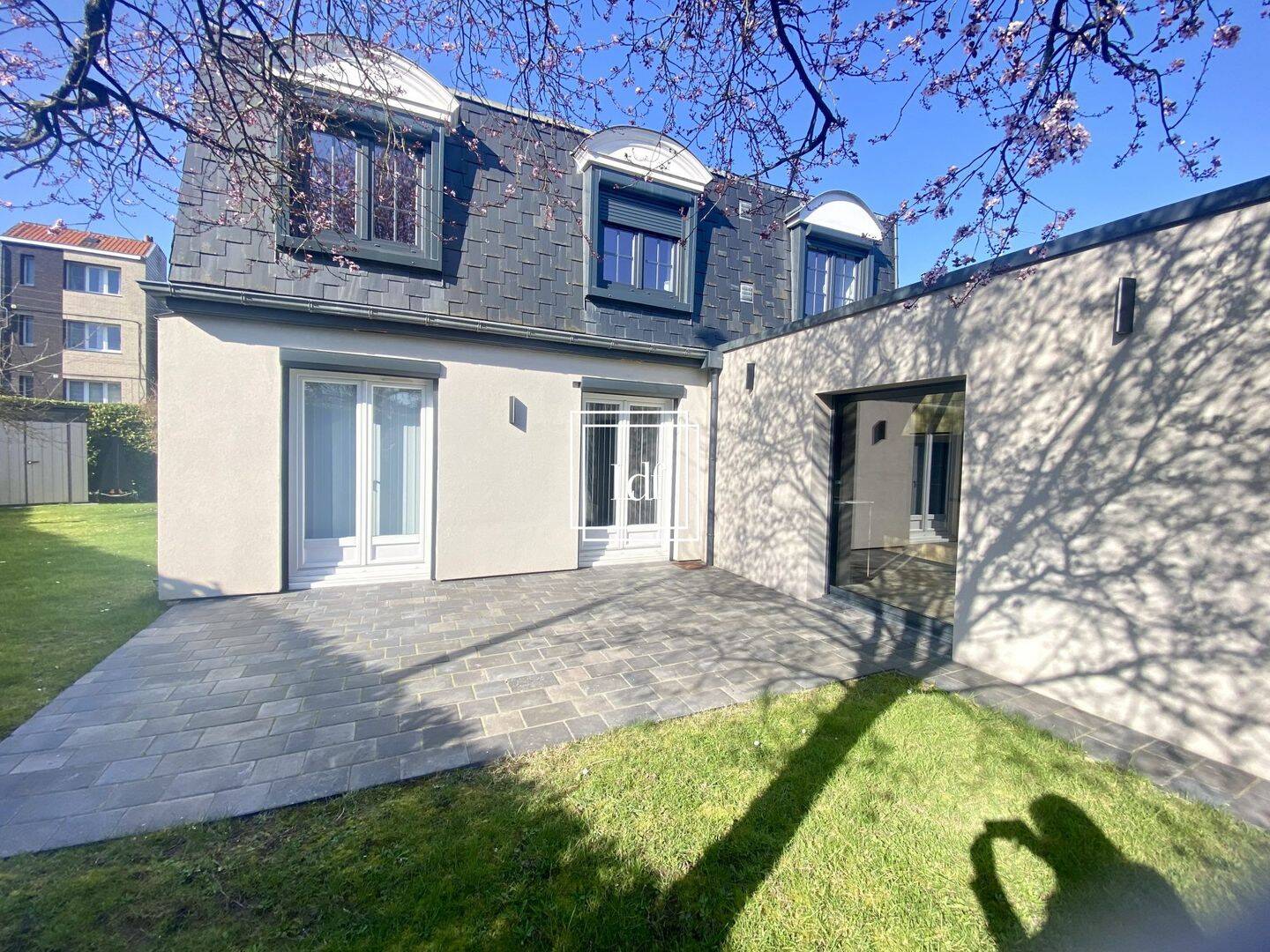 Maison 6 pièces 133 m² · à Faches-Thumesnil · 133 m² · 439 000 €