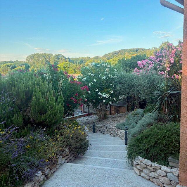 Maison 5 pièces 169 m² · à Chantemerle-les-Blés · 169 m² · 475 000 €