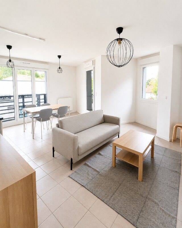 Appartement 3 pièces 64 m² · à Cenon · 64 m² · 1 100 €/mois
