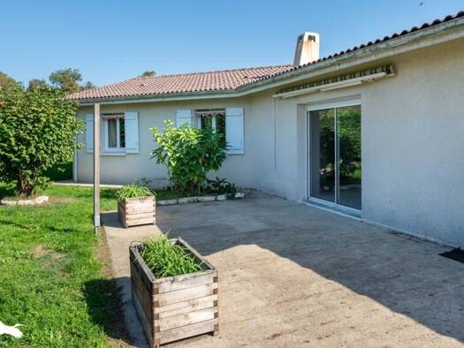 Maison à vendre 254 880 € 4 pièces 3 chambres 123 m² 1 520 m² de terrain Maillères 40120