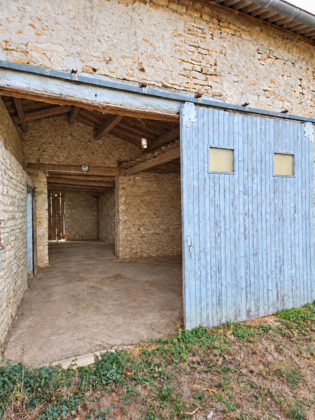 Maison 6 pièces 234 m² · à Tournus · 234 m² · 57 250 €