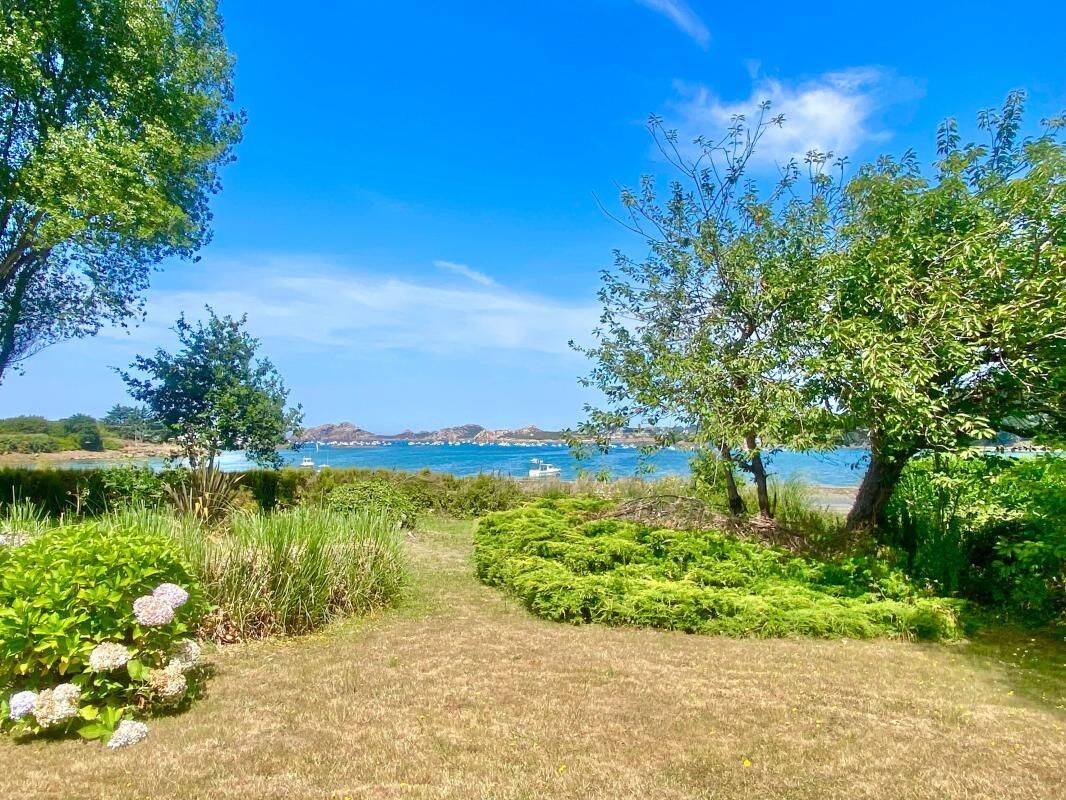 Maison 4 pièces 127 m² · à Plougasnou · 126,5 m² · 457 950 €