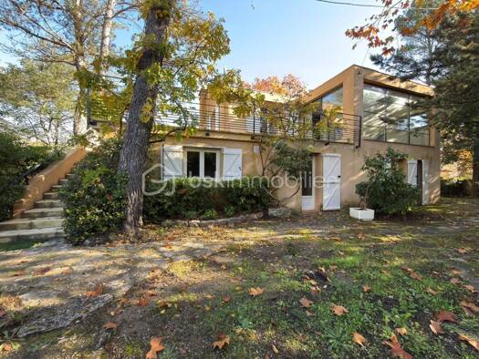 Maison à vendre 769 000 € 6 pièces 5 chambres 168 m² 1 900 m² de terrain Ventabren 13122