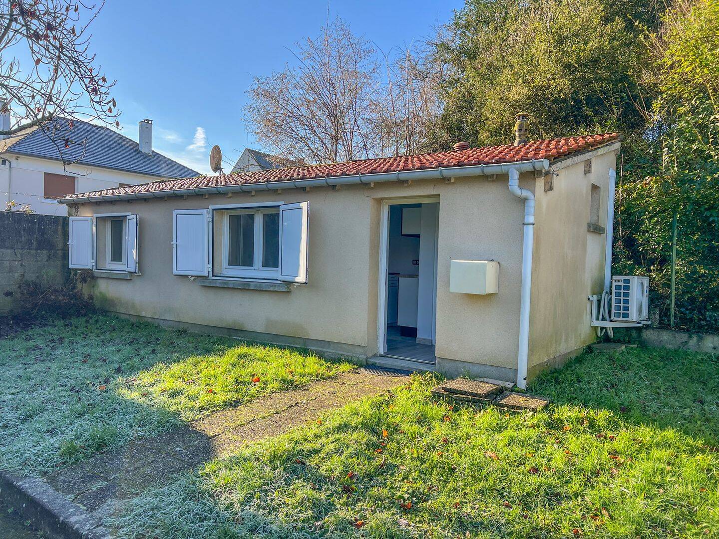 Maison 2 pièces 20 m² · à Saint-Rémy-lès-Chevreuse · 20 m² · 94 000 €