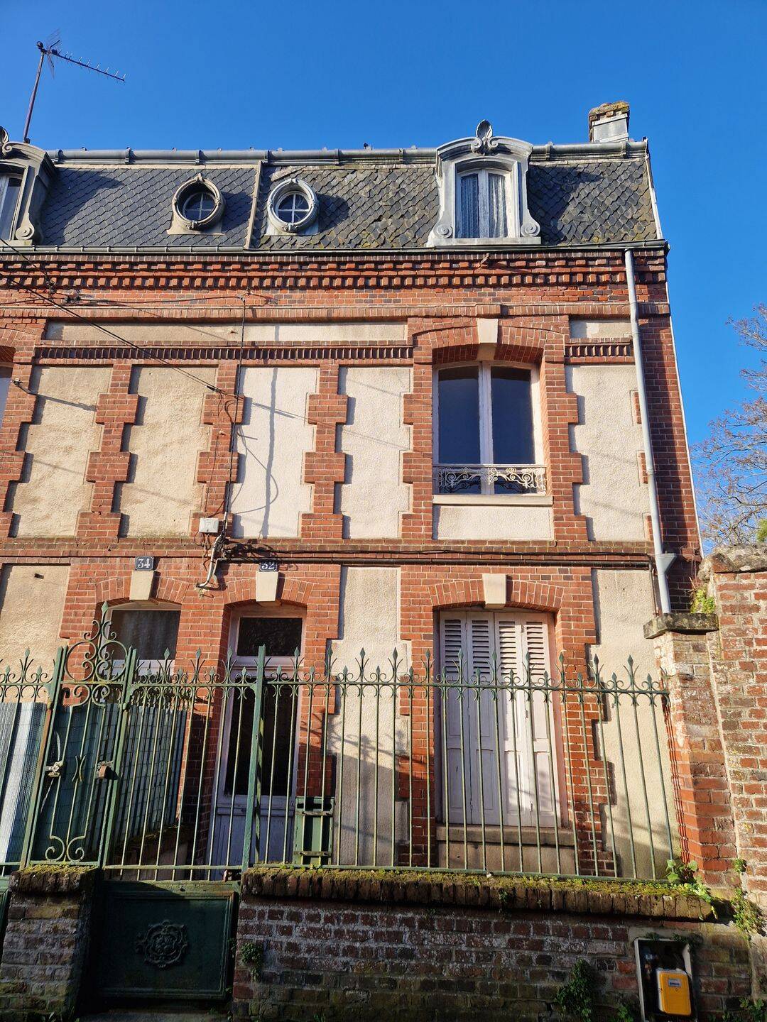 Maison 6 pièces 133 m² · à Gournay-en-Bray · 133 m² · 90 000 €