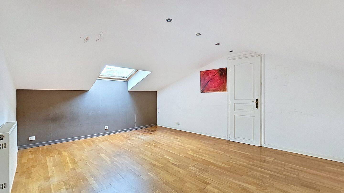 Appartement 5 pièces 98 m² · à Longeville-lès-Metz · 97,7 m² · 182 000 €