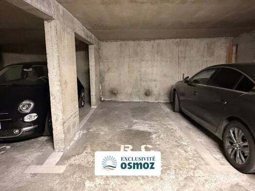 Parking à vendre 42 900 € 9 m² La Rochelle 17000