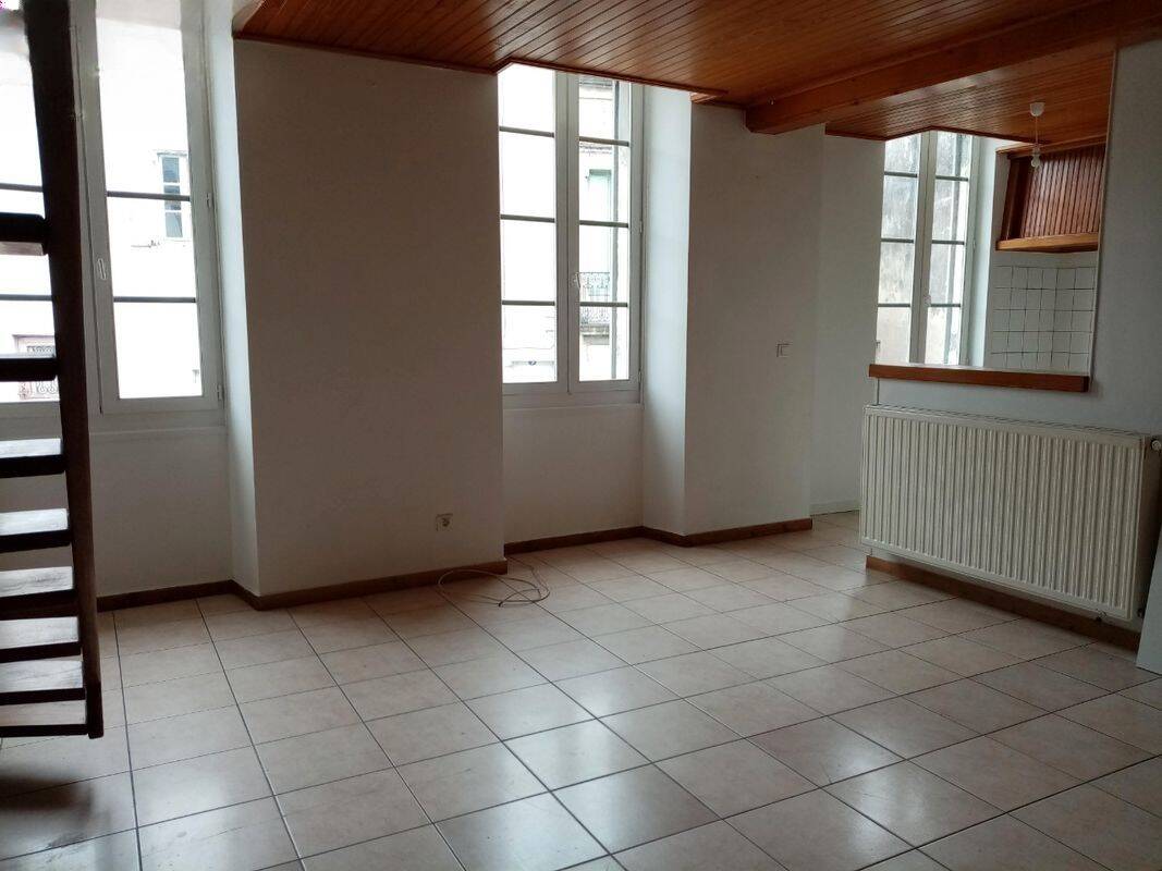 Maison 1 pièce 80 m² · à La Réole · 80 m² · 520 €/mois