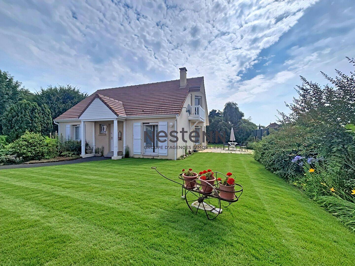 Maison 5 pièces 115 m² · à Escoville · 115 m² · 305 000 €